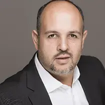 Dr. Rodrigo Vazquez