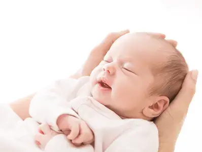 El DHA es un ácido muy importante en el desarrollo de los bebés. El DHA ayuda al desarrollo del feto durante el embarazo.